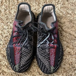 Yeezy Boost 350 V2